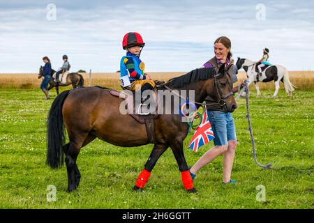 Fancy dress competition hi-res stock photography and images - Alamy