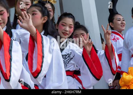 Chinese dancers and drummers perform at a celebration in Shaanxi Province, China Stock Photo