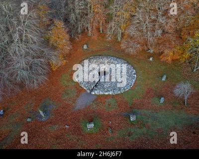 Aerial view of Clava Cairns, a Bronze Age burial complex of standing stones, ring cairns, passage graves and kerb cairns, near Inverness, Scotland Stock Photo