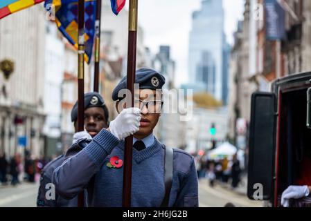 Two teenagers, Lord Mayor's Show, London, UK. 13th November 2021 Stock Photo