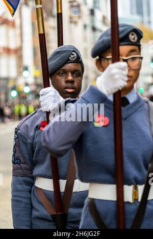 Two teenagers, Lord Mayor's Show, London, UK. 13th November 2021 Stock Photo