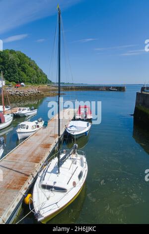 Avoch Harbour, Moray firth, Black Isle, looking south east, beautiful clear sunny day, peaceful, quiet, undiscovered, still water, Inverness, Scotland Stock Photo