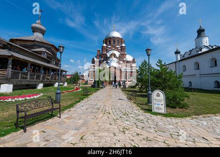 Church of the Holy Trinity on left, UNESCO World Heritage Site, and Cathedral, Sviyazhsk, Republic of Tatarstan, Russia, Europe Stock Photo