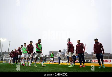 Switzerland players warm up prior to the Women’s Euro 2025