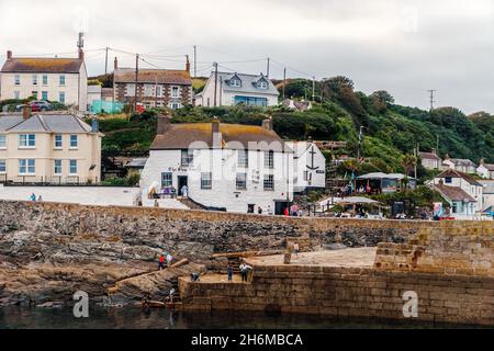 The Ship Inn pub on the harbour at Porthleven, Cornwall, UK Stock Photo
