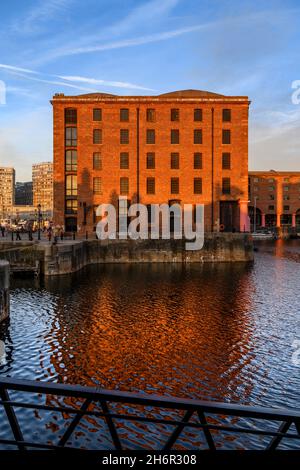 The stunning Royal Albert Docks on Liverpool's historic waterfront. Stock Photo