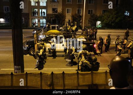 Los Angeles, CA, USA. 7th Sep, 2020. Deputies from the Los Angeles Sheriff's Department clear the street of a crowd protesting the shooting of Dijon Kizzee. Credit: Rise Images/Alamy Stock Photo