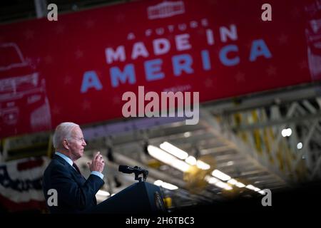 Detroit, Michigan, USA. 17th Nov, 2021. President JOE BIDEN delivered remarks on the bipartisan infrastructure law and the future of electric vehicles at the grand opening of the General Motors Factory ZERO. (Credit Image: © Dominick Sokotoff/ZUMA Press Wire) Stock Photo