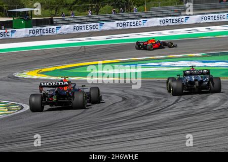 Sao Paulo, Brazil. 14th Nov, 2021. # 11 Sergio Perez (MEX, Red Bull Racing), # 44 Lewis Hamilton (GBR, Mercedes-AMG Petronas F1 Team), F1 Grand Prix of Brazil at Autodromo Jose Carlos Pace on November 14, 2021 in Sao Paulo, Brazil. (Photo by HOCH ZWEI) Credit: dpa/Alamy Live News Stock Photo