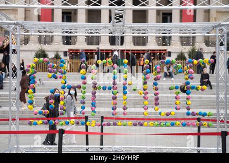 London UK 19th Nov 2021, National lottery unveils at Trafalgar Square an artwork installation “CHANGE”, to celebrate its 27th Birthday. created from 636 lottery balls to represent the 636,000 projects funded since 1994. Credit: Xiu Bao/Alamy Live News Stock Photo