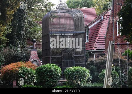 A GOOD PLACE: The Forest Hills Gardens affluent community features old European style architecture aesthetic to the eye and highly sought real estate. Stock Photo