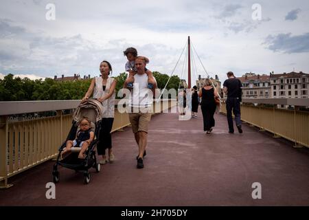 France, Lyon, August 2020. Illustration of the city of Lyon. Banks of the Saone.  Photograph by Martin Bertrand. France, Lyon, Aout 2020. Illustration Stock Photo