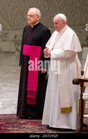 Pope Francis arrives in the Paul VI hall on the occasion of his weekly ...