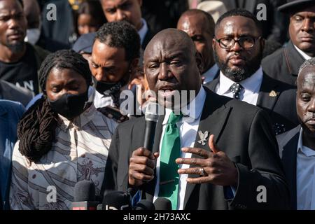 Attorney Ben Crump, addresses more than 500 black pastors and supporters demanding justice for slain black jogger Ahmaud Arbery outside the Glynn County Courthouse November 18, 2021 in Brunswick, Georgia. The trial of defendants Greg McMichael, Travis McMichael, and a neighbor, William 'Roddie' Bryan continued inside the courthouse. Stock Photo