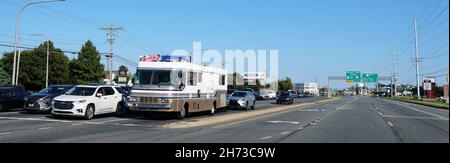 Rehoboth Beach, Delaware, U.S.A - September 2, 2021 - The view of traffic on Route 1 Stock Photo