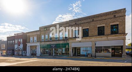 Fairfield, Illinois, USA - October 1, 2021: The Historic Wayne County ...