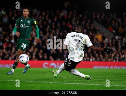 Craven Cottage, Fulham, London, UK. 20th Nov, 2021. EFL Championship football, Fulham versus Barnsley; Neeskens Kebano of Fulham shoots to score his sides 3rd goal in the 72nd minute to make it 3-0 Credit: Action Plus Sports/Alamy Live News Stock Photo