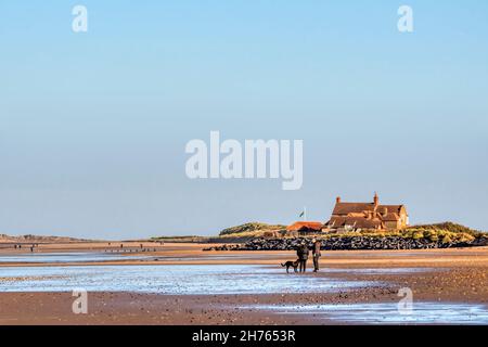 Clubhouse of Brancaster Golf Club behind the beach on the North Norfolk coast. Stock Photo