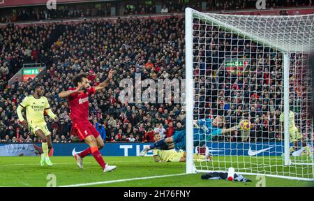 Liverpool. 21st Nov, 2021. Arsenal's goalkeeper Aaron Ramsdale (1st, R) fails to save the ball during the English Premier League match between Liverpool and Arsenal in Liverpool, Britain, on Nov. 20, 2021. Liverpool won 4-0. Credit: Xinhua/Alamy Live News Stock Photo