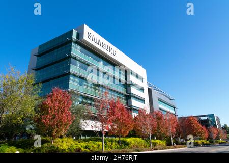 Samsung sign is displayed atop of Samsung Research America SRA office building in Silicon Valley - Mountain View, California, USA - 2021 Stock Photo