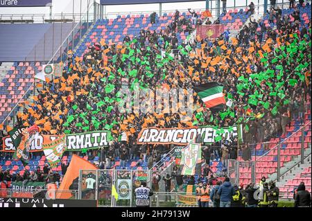 Bologna, Italy. 21st Nov, 2021. Renato Dall'Ara stadium, Bologna, Italy, November 21, 2021, Venezia supporters during Bologna FC vs Venezia FC - italian soccer Serie A match Credit: Live Media Publishing Group/Alamy Live News Stock Photo