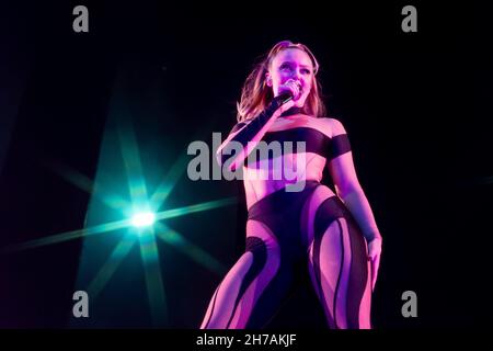 Stockholm, Sweden. 21st Nov, 2021. STOCKHOLM 20211121 Swedish singer Zara Larsson performs at Avicii Arena in Stockholm, Sweden, Nov. 21, 2021, during The poster girl tour. Photo: Stina Stjernkvist/TT/code 11610 Credit: TT News Agency/Alamy Live News Stock Photo