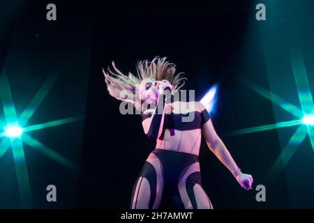 Stockholm, Sweden. 21st Nov, 2021. STOCKHOLM 20211121 Swedish singer Zara Larsson performs at Avicii Arena in Stockholm, Sweden, Nov. 21, 2021, during The poster girl tour. Photo: Stina Stjernkvist/TT/code 11610 Credit: TT News Agency/Alamy Live News Stock Photo