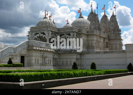 The BAPS Shri Swaminarayan Mandir (also commonly known as the Neasden Temple) is a Hindu temple in Neasden, London, England Stock Photo