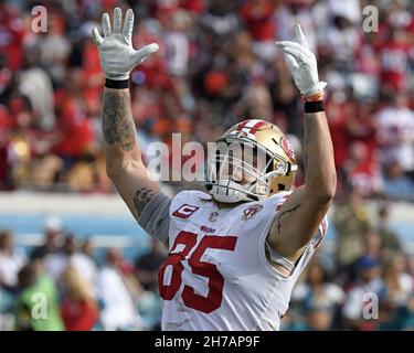 Garoppolo george kittle hi-res stock photography and images - Alamy