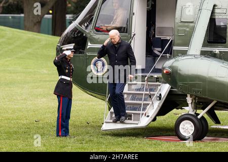 President Joe Biden returns to the White House after arriving on Marine ...