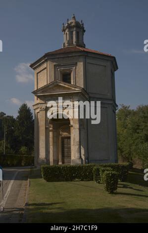 Cappella Sacro Monte di Arona, Piemonte Stock Photo Alamy