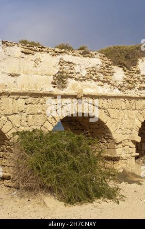 Roman Aqueduct In Caesarea Maritima , Israel, Caesarea Stock Photo - Alamy