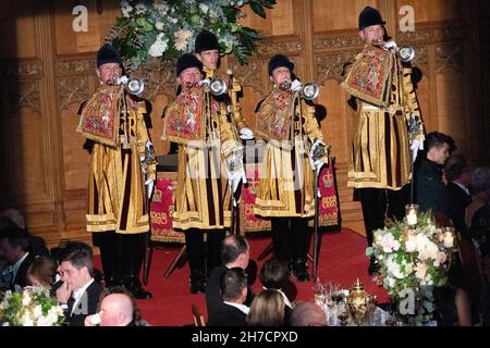 15/11/2021 London, UK. Trumpeters perform at the annual Lord Mayors Banquet at Guildhall. Photo by Ray Tang. Stock Photo