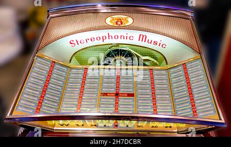 old american jukebox version 2500  from the company Wurlitzer Stock Photo