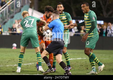 St. Petersburg, FL. USA; After Tampa Bay Rays center fielder Kevin Kiermaier  (39) was intentionally hit with a pitch from Toronto Blue Jays starting  Stock Photo - Alamy