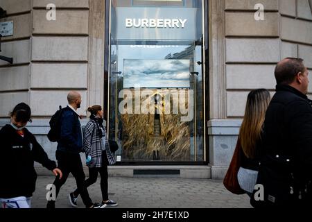 Burberry 2025 barcelona usa