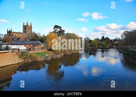 Autumn Along The River Wye In Hereford. Stock Photo