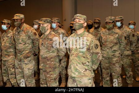 New York, USA. 22nd Nov, 2021. Members of National Guards seen as Governor Kathy Hochul visits turkey packing assembly at Jacob Javits Center with Lieutenant Governor Brian Benjamin. (Photo by Lev Radin/Sipa USA) Credit: Sipa USA/Alamy Live News Stock Photo