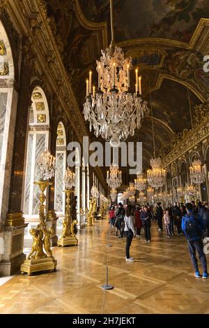 PARIS, FRANCE - Oct 01, 2019: A vertical shot of the hall of mirrors in Palace of Versailles, Paris, France Stock Photo