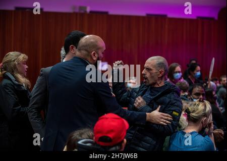 London, UK.  23 November 2021. Hecklers try to disrupt The Mayor of London, Sadiq Khan, and the London Assembly facing questions from Londoners at the Congress Centre in Bloomsbury at the first in-person People’s Question Time since the pandemic began.  Amongst the hecklers who were shouting anti-vax slogans included Piers Corbyn.  Credit: Stephen Chung / Alamy Live News Stock Photo