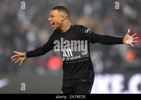 Paris, France, 20th November 2021. Kylian Mbappe of PSG celebrates after scoring to give the side a 1-0 lead during the Ligue 1 match at Le Parc des Princes, Paris. Picture credit should read: Jonathan Moscrop / Sportimage Stock Photo