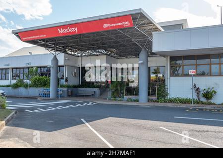 Mackay railway station is located on the North Coast line in Queensland, Australia. It serves the city of Mackay. built 1994 in Connors Rd, Paget Stock Photo