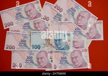 TURKEY, Istanbul, banknotes turkish Lira / TÜRKEI, Istanbul, 100er und 200er Banknoten türkische Lira mit Bild von Mustafa Kemal Atatürk Stock Photo