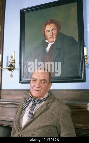 Portrait Of The French Actor Jean Carmet In 1990 Stock Photo - Alamy