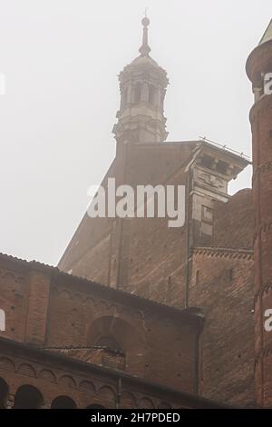 cremona particolare di palazzi di piazzza del duomo altro 4 Stock Photo