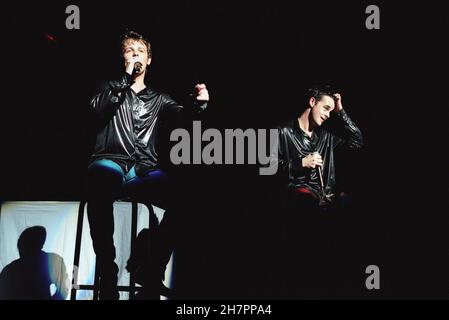 PJ And Duncan in concert at The Royal Albert Hall in London. 10 March 1996. Stock Photo