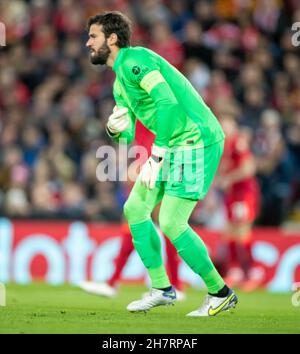 alisson becker football boots