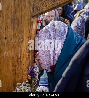 KYIV, UKRAINE - Nov. 24, 2021: Several hundred people protest against coronavirus restrictions and mandatory vaccinations. Stock Photo