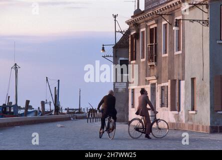 - il paese di Pellestrina, sull'isola che separa la laguna di Venezia dal mare   - the Pellestrina village, on the island that separates the lagoon of Venice from the sea Italia Stock Photo