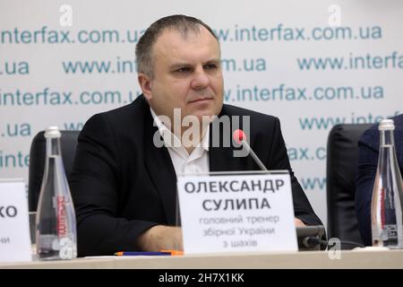 KYIV, UKRAINE - NOVEMBER 25, 2021 - Ukraine's head coach Oleksandr Sulypa is pictured during a press conference after Ukraine won its first European t Stock Photo